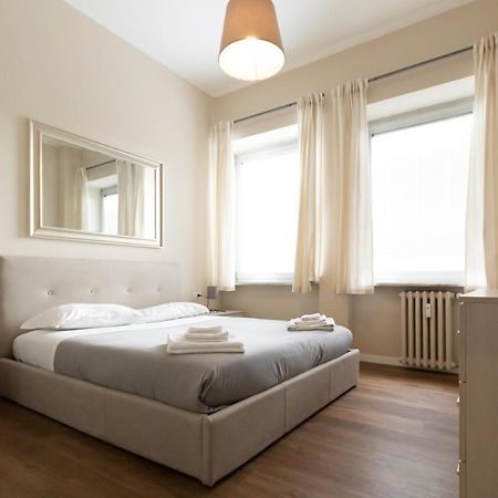 Via Torino Apartment 2 Мілан Екстер'єр фото
