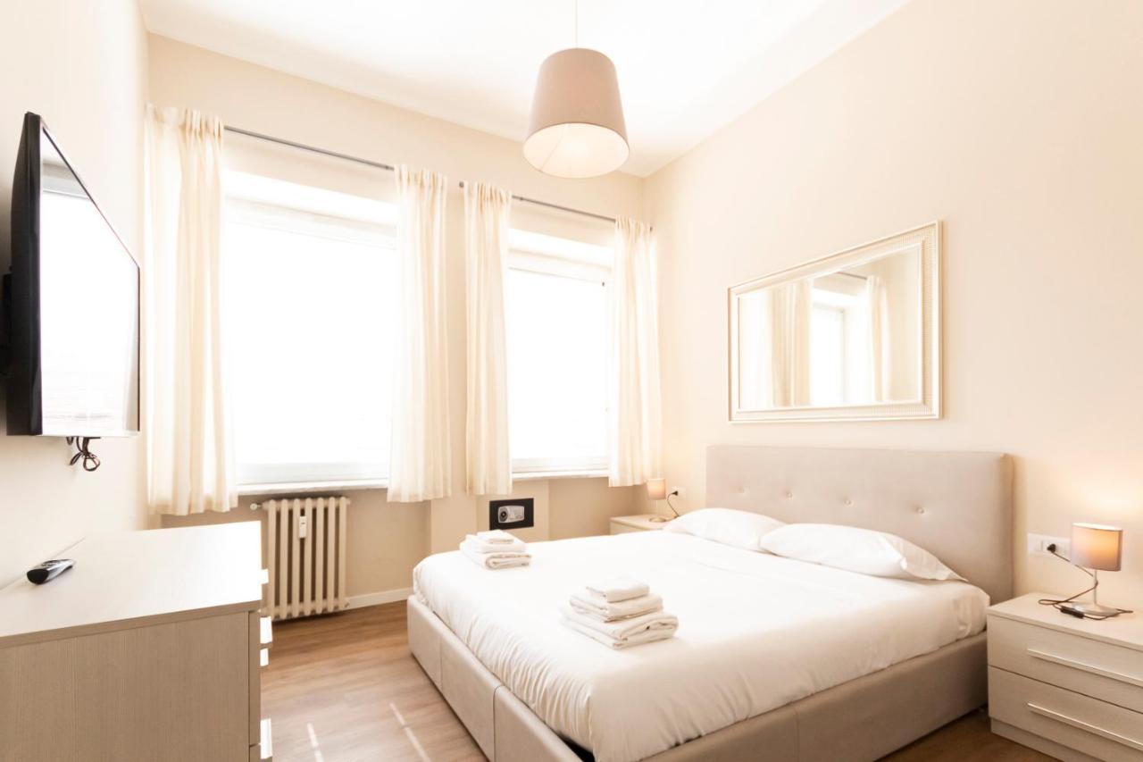 Via Torino Apartment 2 Мілан Екстер'єр фото