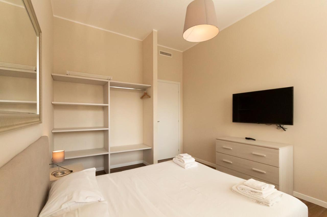 Via Torino Apartment 2 Мілан Екстер'єр фото