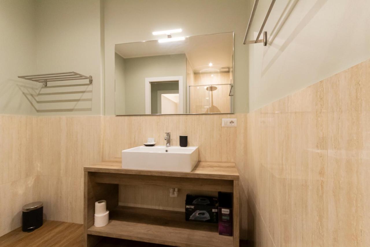 Via Torino Apartment 2 Мілан Екстер'єр фото