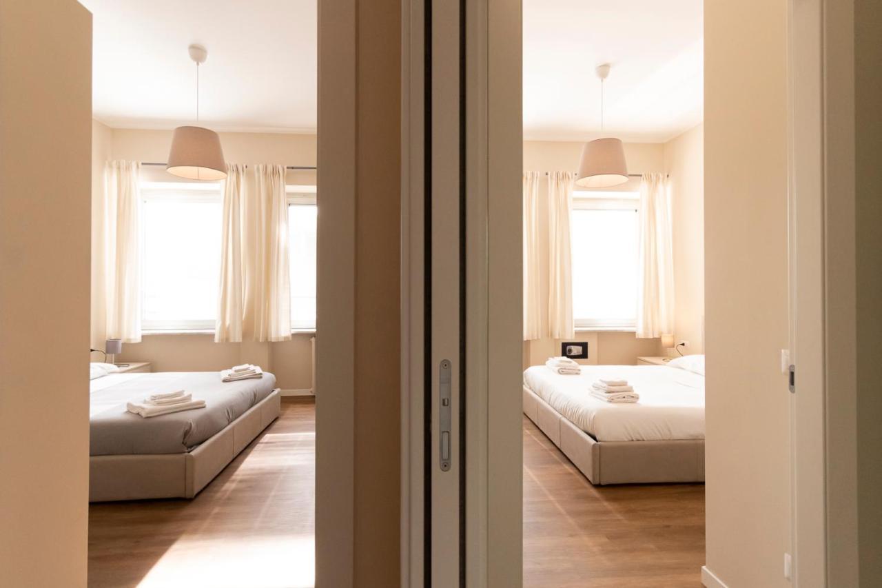 Via Torino Apartment 2 Мілан Екстер'єр фото
